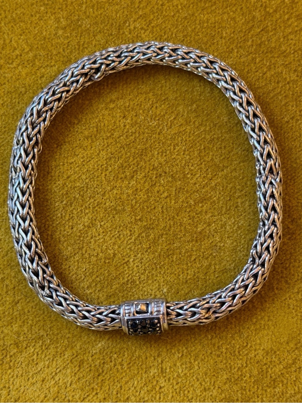 John Hardy Signed 925 Sterling Silver Woven Chain Bracelet with Black Sapphires